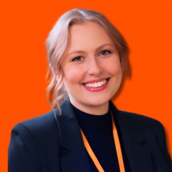 Headshot of Bethany Thompson