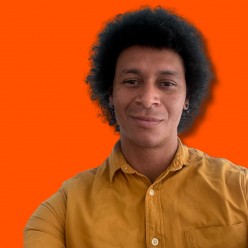 Headshot of Jamal Zubairu
